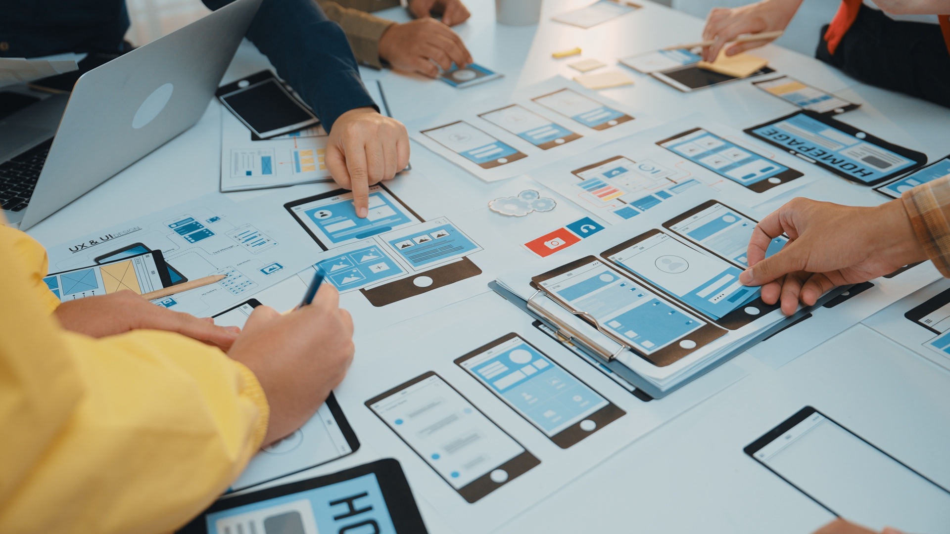 Team entwickelt gemeinsam Prototypen und Produktkonzepte | 3D-Konstruktionssoftware